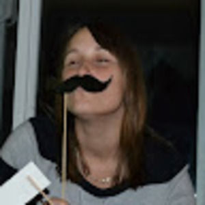 Meet your Posher, Tania